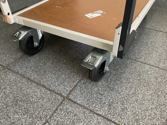 Fimm plateauwagen - afbeelding 3 van  4