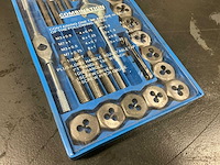 Fine carbon 40 piece tap,en snijset - afbeelding 2 van  4