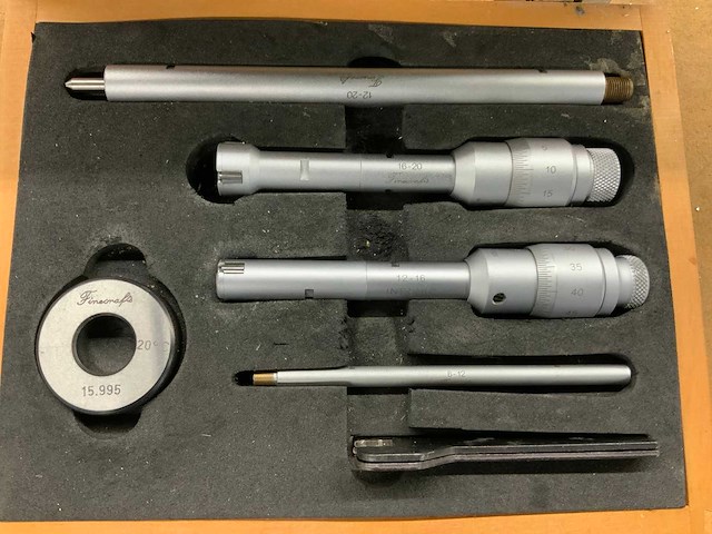 Finecrafts driepunts binnenmaatmicrometer set - afbeelding 2 van  3
