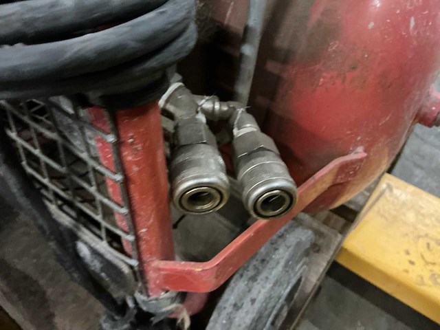 Fini big pioneer 282 m/n luchtcompressor - afbeelding 4 van  5