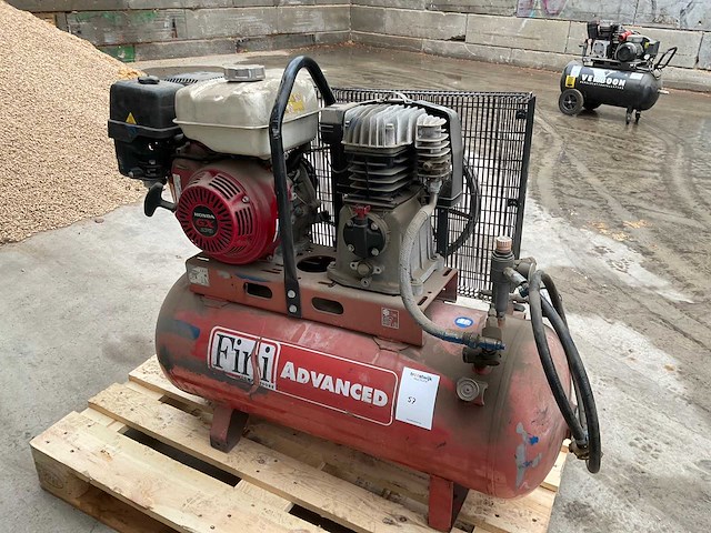 Fini mk113-100-9s luchtcompressor - afbeelding 7 van  7