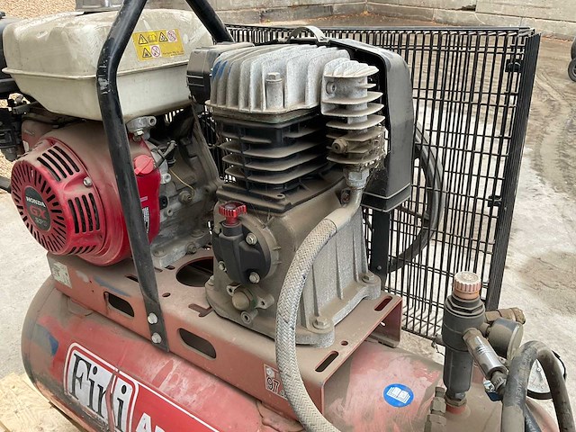 Fini mk113-100-9s luchtcompressor - afbeelding 3 van  7