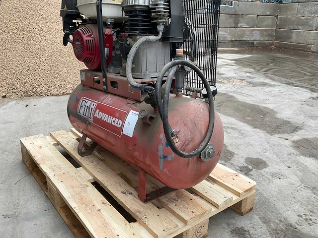 Fini mk113-100-9s luchtcompressor - afbeelding 4 van  7