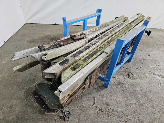 Finnpankko rongen - vrachtwagen onderdelen - afbeelding 1 van  9