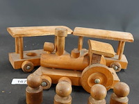 Fins houten treintje - afbeelding 4 van  5