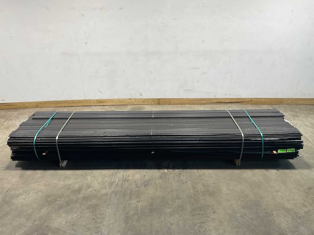Fins rabat zwart met mes- en groefverbinding 365x13,6x1,8 cm (48x) - afbeelding 3 van  10