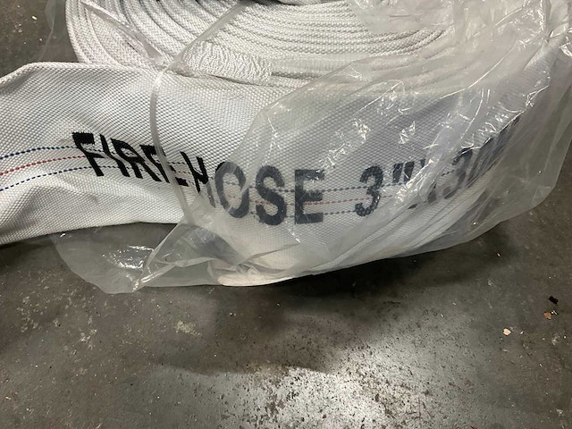 Fire hose - 3 inch - 30 meter met storz koppelingen - brandslang - afbeelding 3 van  4