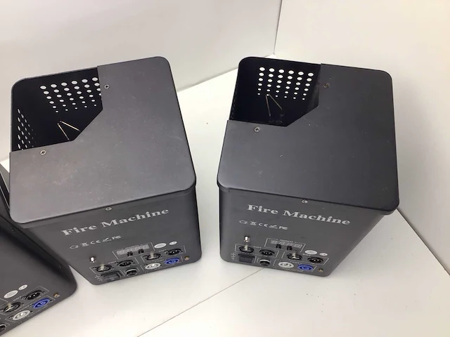 Fire machine vlammenwerper (4x) inclusief flightcase - afbeelding 5 van  7