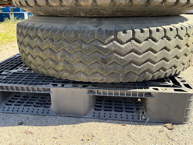 Firestone - band 12.00r20 (2x) - afbeelding 9 van  10