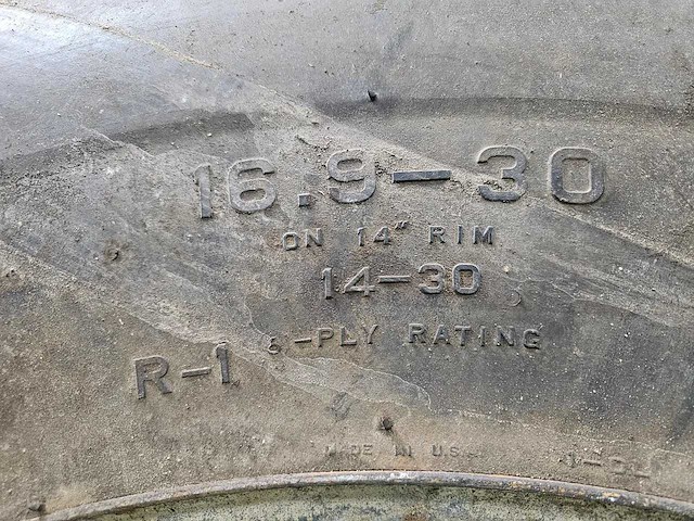 Firestone - banden 16.9-30 - afbeelding 6 van  7
