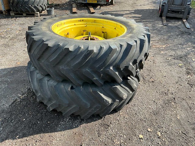 Firestone 18.4r38 radial 7000 band, wiel en velg (2x) - afbeelding 3 van  9