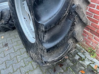Firestone 600/65 r28 trekkerband op 8-gaats velg (2x) - afbeelding 8 van  10