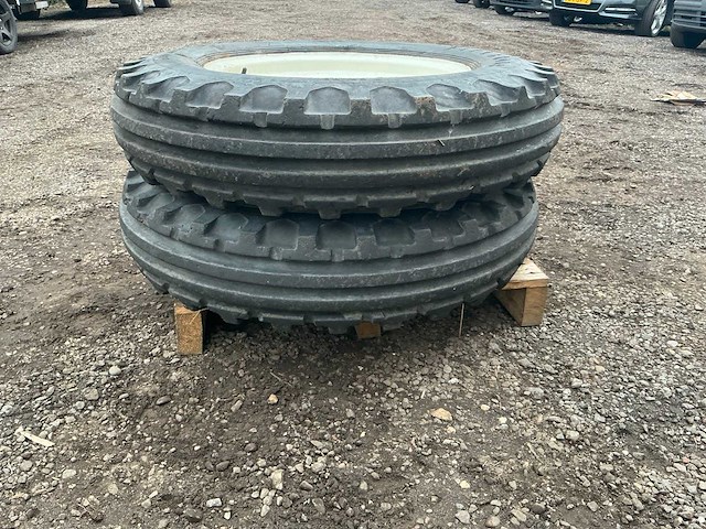 Firestone band, wiel en velg 7.50-20 afkomstig fiat 1000 tractor - afbeelding 2 van  6