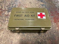 First aid kit - afbeelding 4 van  4