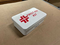 First aid kit - afbeelding 2 van  5