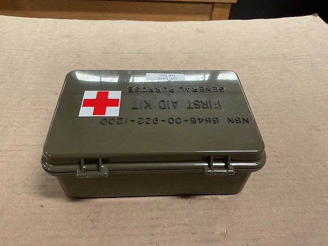 First aid kit - afbeelding 3 van  5