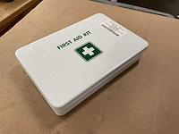 First aid kit - afbeelding 2 van  6