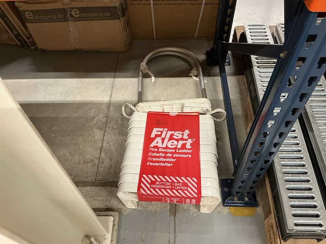 First alert vluchtlader - afbeelding 1 van  1