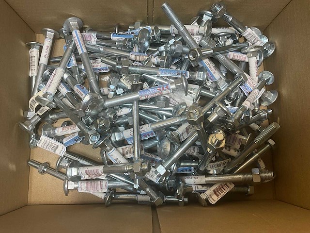 Fis profi partij diverse slotbouten (98x) - afbeelding 1 van  5