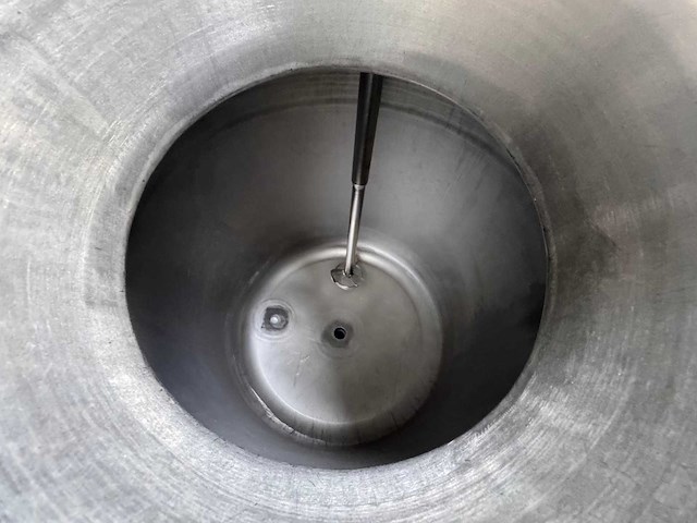 Fischer - procesvat/reactor met een bovenop gemonteerde roermachine/mixer - afbeelding 11 van  12