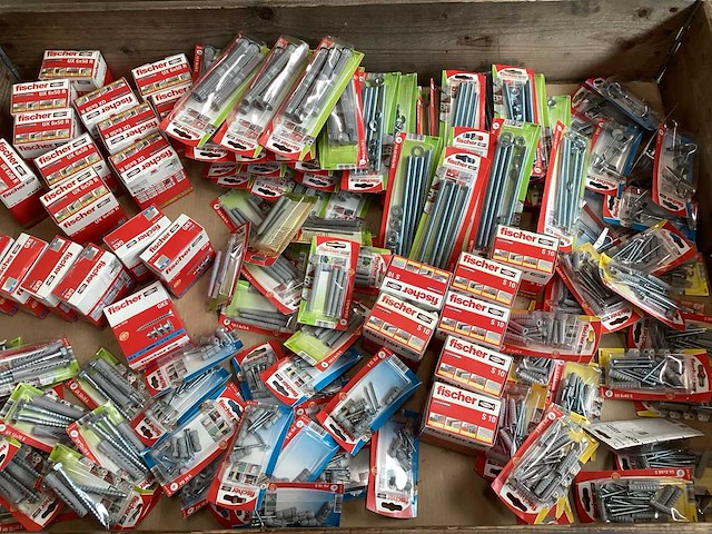 Fischer mix kavel diverse bevestigingsmaterialen (134x) - afbeelding 1 van  8