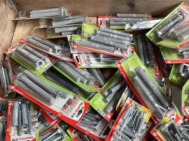 Fischer mix kavel diverse bevestigingsmaterialen (161x) - afbeelding 1 van  4