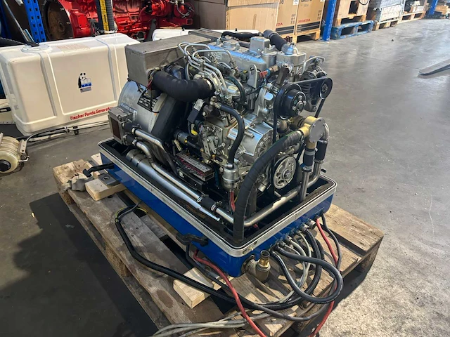 Fischer panda - pms-hd 09-4 ku - 8.8 kva scheepsgenerator - afbeelding 2 van  14