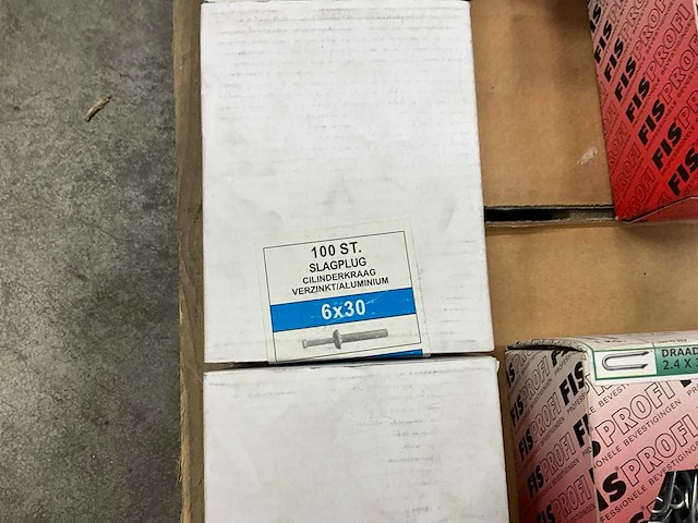 Fisprofi partij houtdraadbouten, slotbouten en diversen (62x) - afbeelding 3 van  24