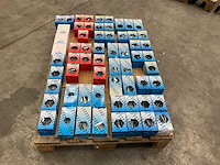 Fisprofi partij houtdraadbouten, slotbouten en diversen (62x) - afbeelding 20 van  24