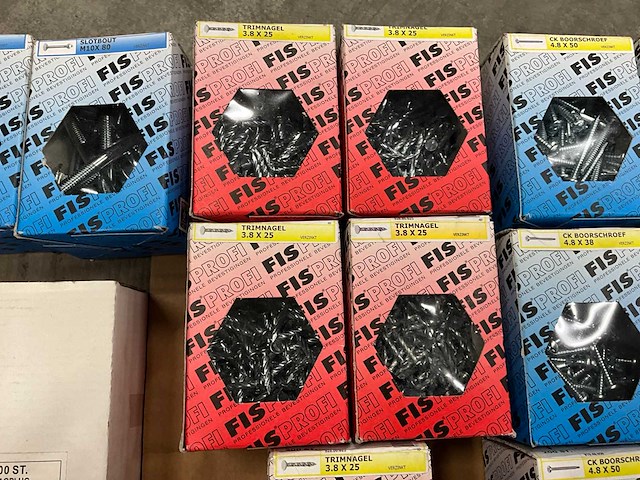 Fisprofi partij houtdraadbouten, slotbouten en diversen (62x) - afbeelding 24 van  24
