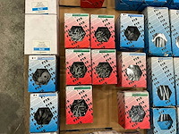 Fisprofi partij houtdraadbouten, slotbouten en diversen (62x) - afbeelding 16 van  24