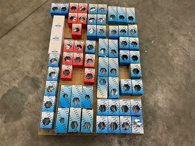Fisprofi partij houtdraadbouten, slotbouten en diversen (62x) - afbeelding 7 van  24