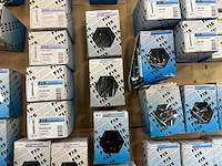 Fisprofi partij houtdraadbouten, slotbouten en stokeinden (80x) - afbeelding 11 van  20