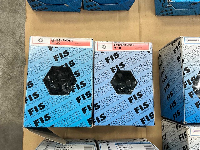 Fisprofi partij isolatieschroeven, slotbouten, keilbouten en overige (60x) - afbeelding 3 van  22