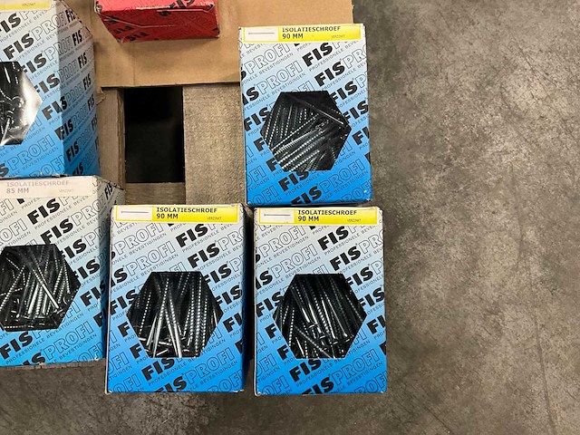 Fisprofi partij isolatieschroeven, slotbouten, keilbouten en overige (60x) - afbeelding 15 van  22