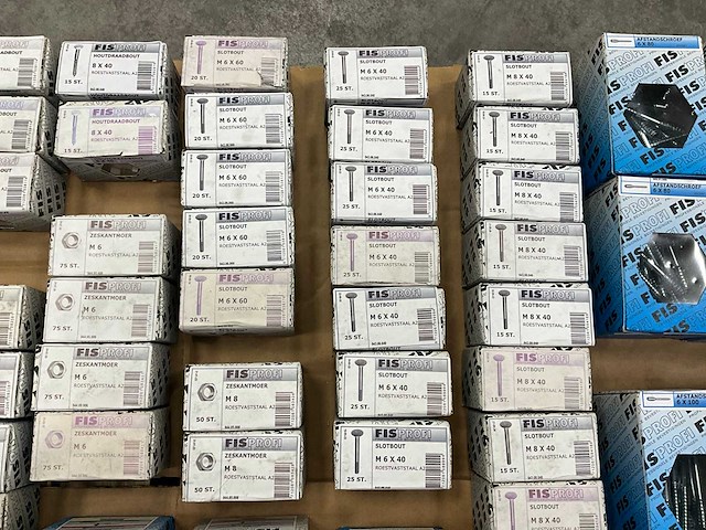 Fisprofi partij oa rvs moeren, sluitringen, houtdraadbouten en diversen (135x) - afbeelding 3 van  36