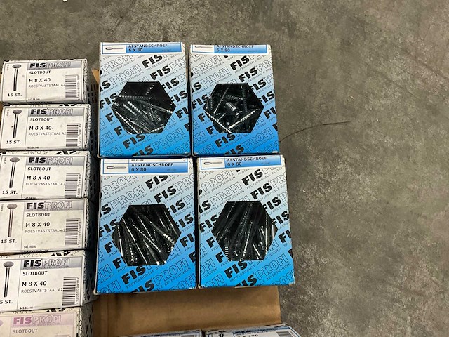 Fisprofi partij oa rvs moeren, sluitringen, houtdraadbouten en diversen (135x) - afbeelding 5 van  36