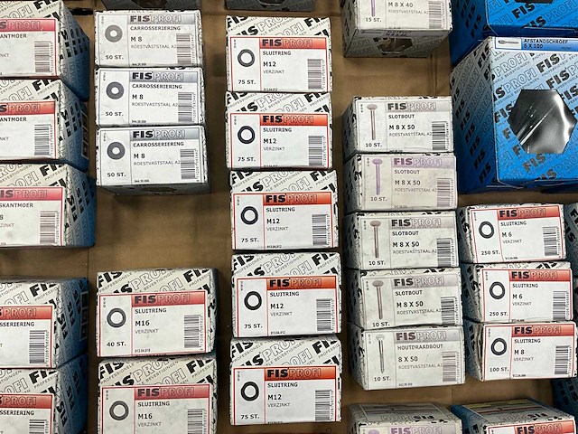 Fisprofi partij oa rvs moeren, sluitringen, houtdraadbouten en diversen (135x) - afbeelding 9 van  36
