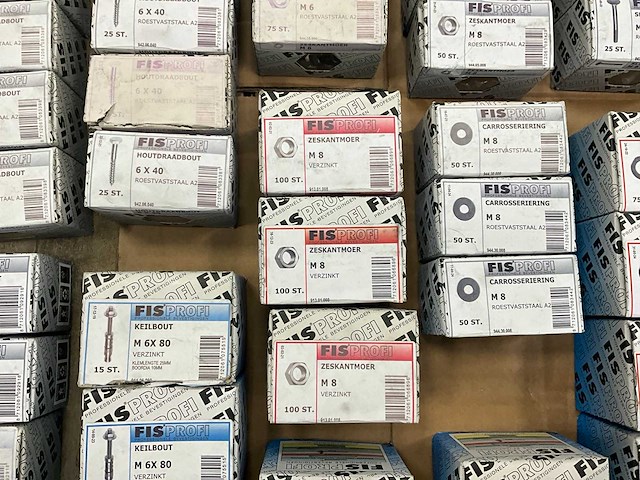 Fisprofi partij oa rvs moeren, sluitringen, houtdraadbouten en diversen (135x) - afbeelding 13 van  36