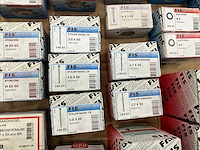 Fisprofi partij oa rvs moeren, sluitringen, houtdraadbouten en diversen (135x) - afbeelding 18 van  36