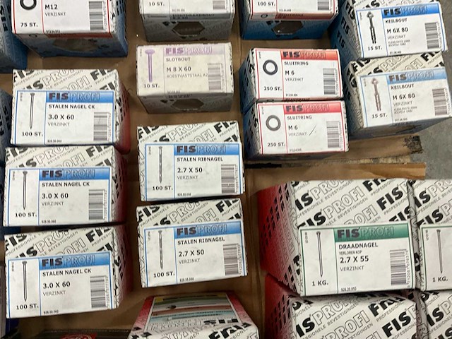 Fisprofi partij oa rvs moeren, sluitringen, houtdraadbouten en diversen (135x) - afbeelding 19 van  36