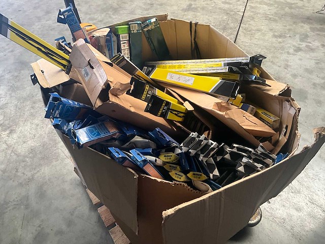 Fister / kar-s / requal - ruitenwissers - partij auto onderdelen - afbeelding 6 van  10