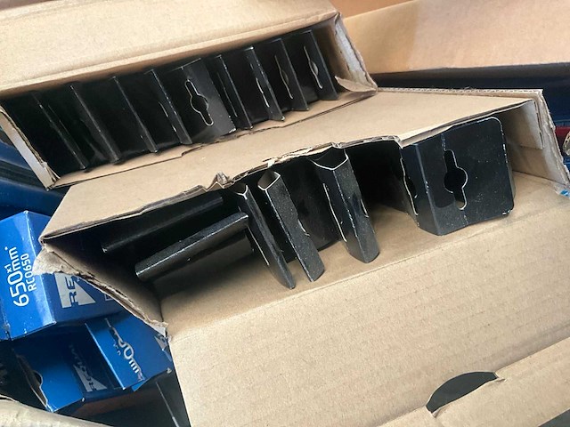 Fister / kar-s / requal - ruitenwissers - partij auto onderdelen - afbeelding 8 van  10