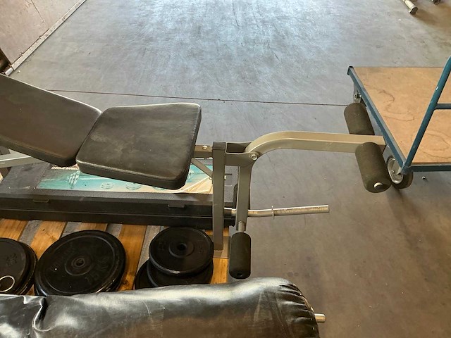 Fitnessbank / bokszak / barbell - afbeelding 5 van  5