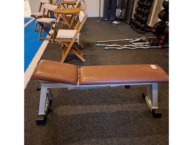 Fitnessbank technogym - afbeelding 6 van  8