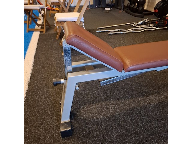 Fitnessbank technogym - afbeelding 7 van  8