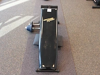 Fitnessbankje met enkele halters kettler