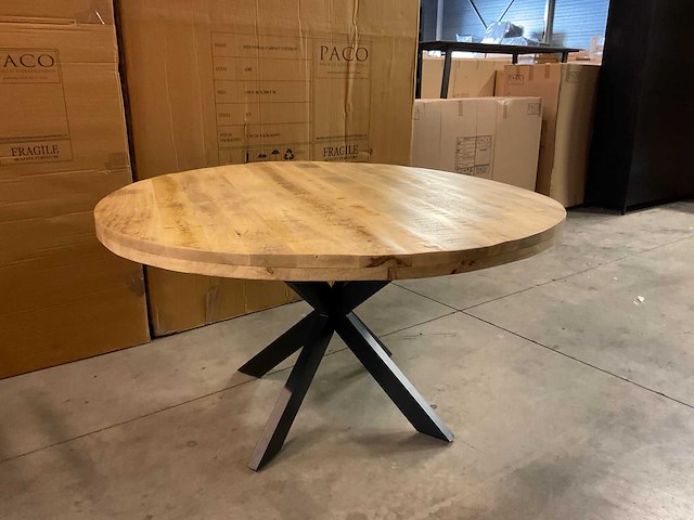 Fiu eetkamertafel - afbeelding 1 van  6