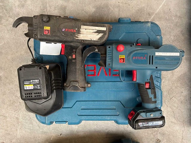 Fivea rt308 accu vlechtmachine (2x) - afbeelding 1 van  3