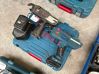 Fivea rt308 accu vlechtmachine (2x) - afbeelding 2 van  3